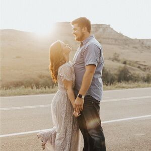 Chic Lace Maxi Dress in Cream